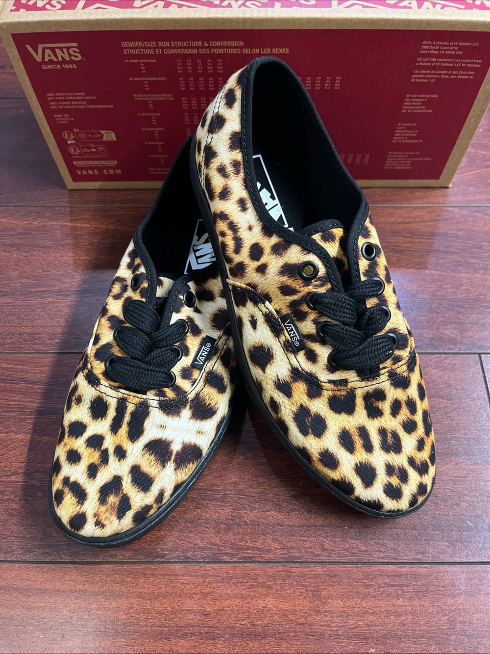 Womens 7.5 Vans Authentic Lowpro Leopard Print Low Top Shoe Sneaker New HALF BOX